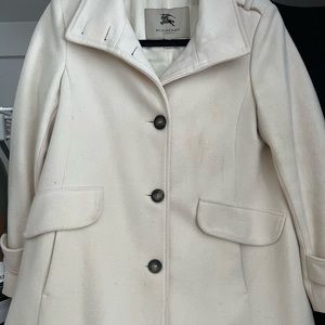 Burberry Swing Coat in Cream size 4